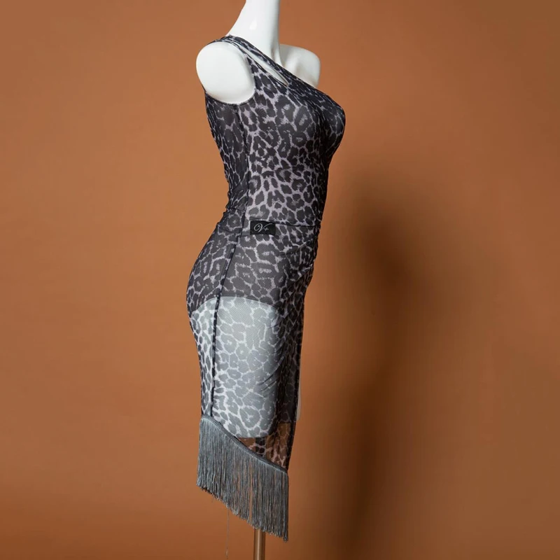 Женское платье для латиноамериканских танцев с леопардовым принтом и кисточками