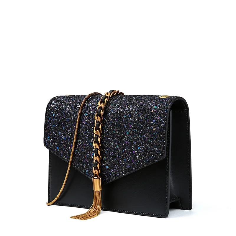 

Женская маленькая квадратная сумка-конверт, трендовая Повседневная сумка через плечо с кисточками и цепочкой, изысканные женские сумки чер...