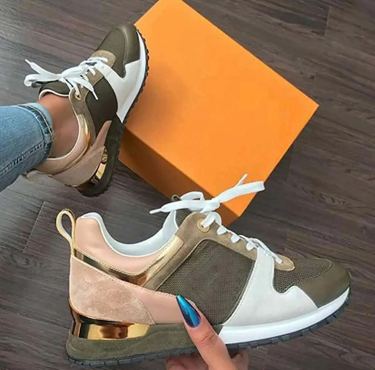 

Women Sneakers Fashion Mixed Color Platform Sport Shoes Casual Breathable Suede Leather Running Walking Lace Up Ladies Shoes