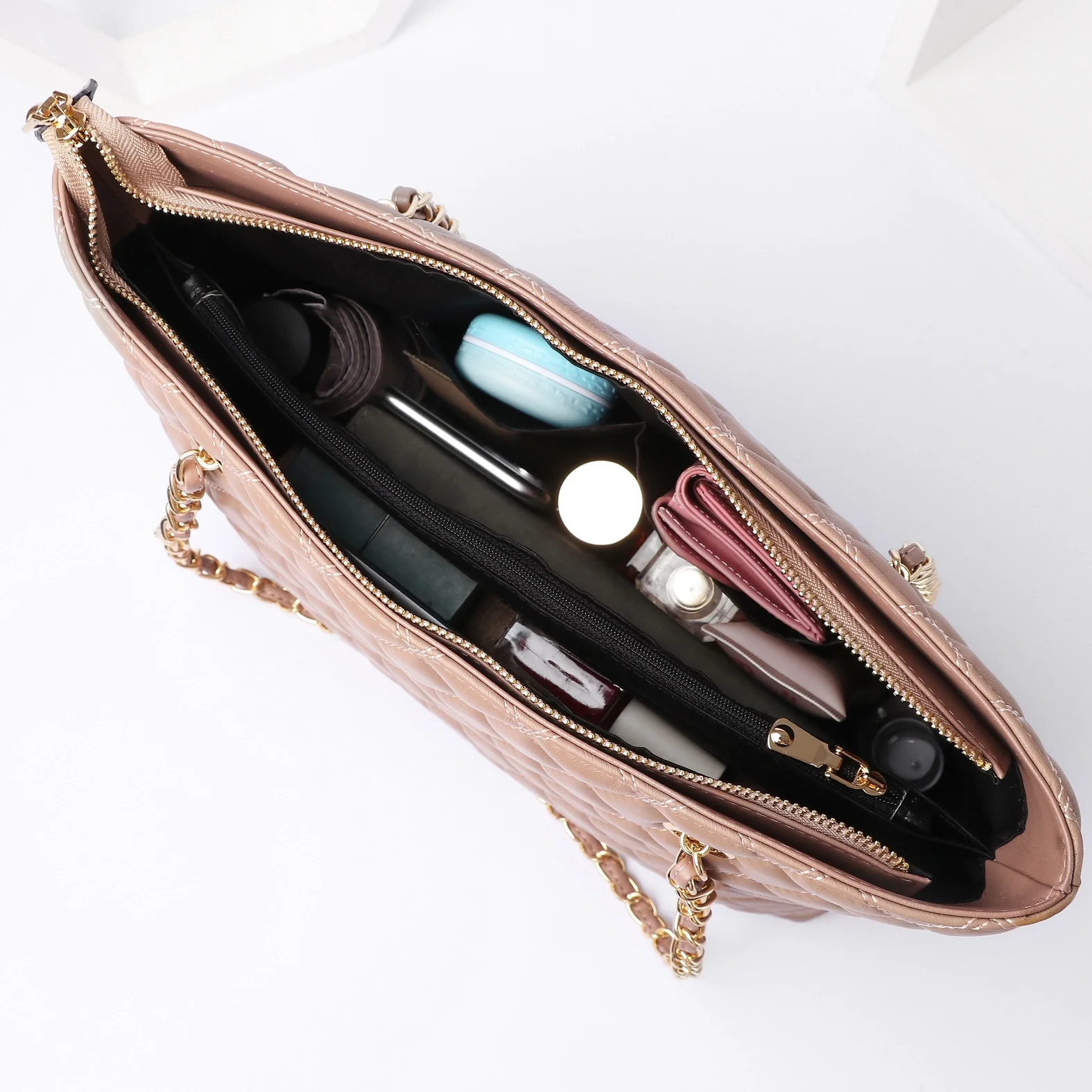 

Leather bags for women The new 2021 trendy tote bag is a versatile one-shoulder bag for women