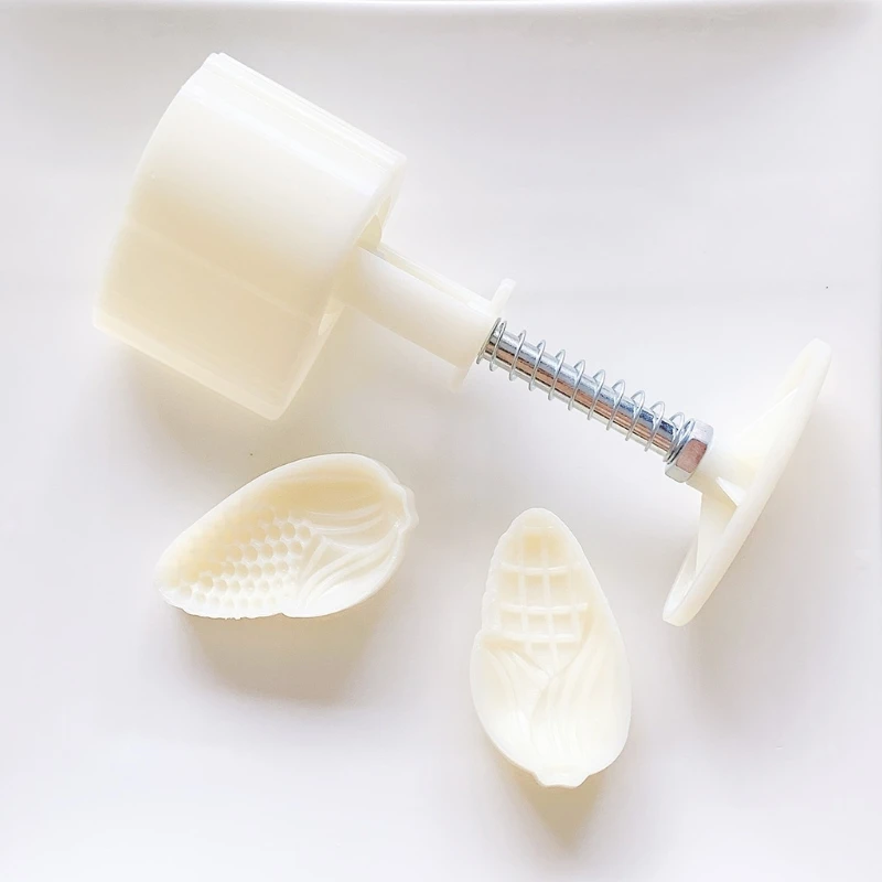 

DIY Mooncake Molds 50g Chick Corn and Gourd Shape Moon Cake Plastic Mold Press Safe Cookie Molds for Mid-Autumn Festival