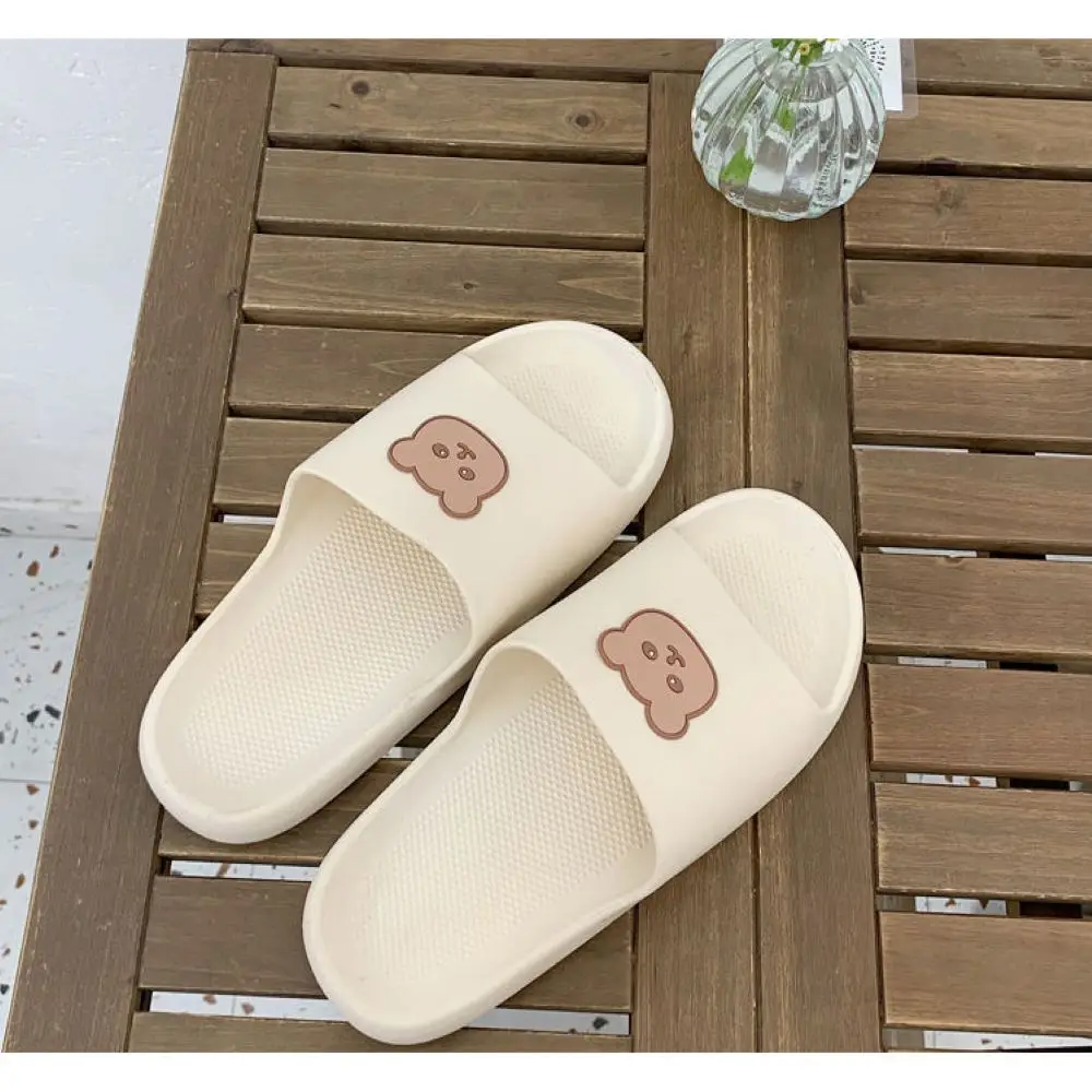 

Cute cartoon slippers female summer ins girl heart home non-slip deodorant couple thick-soled bear sandals for outer wear
