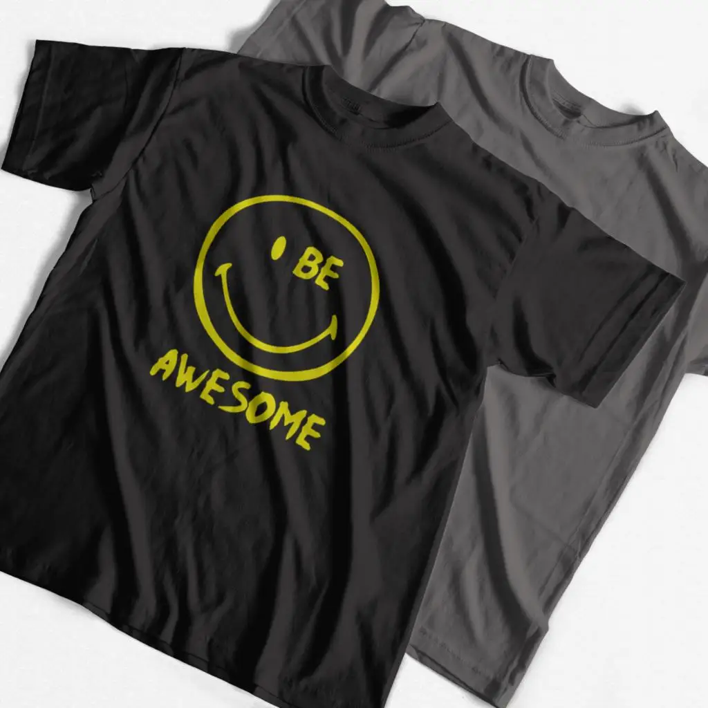 

Мужская футболка с коротким рукавом, круглым вырезом и принтом улыбки