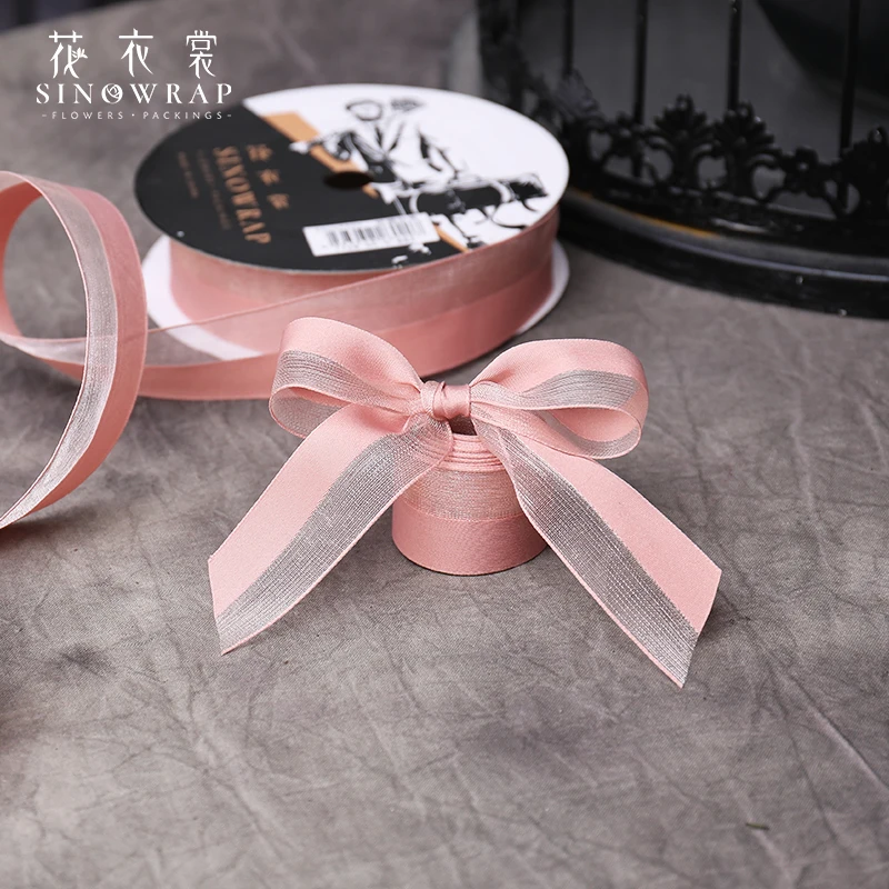 Лента для рукоделия сочетающихся цветов многоцветный высокого качества