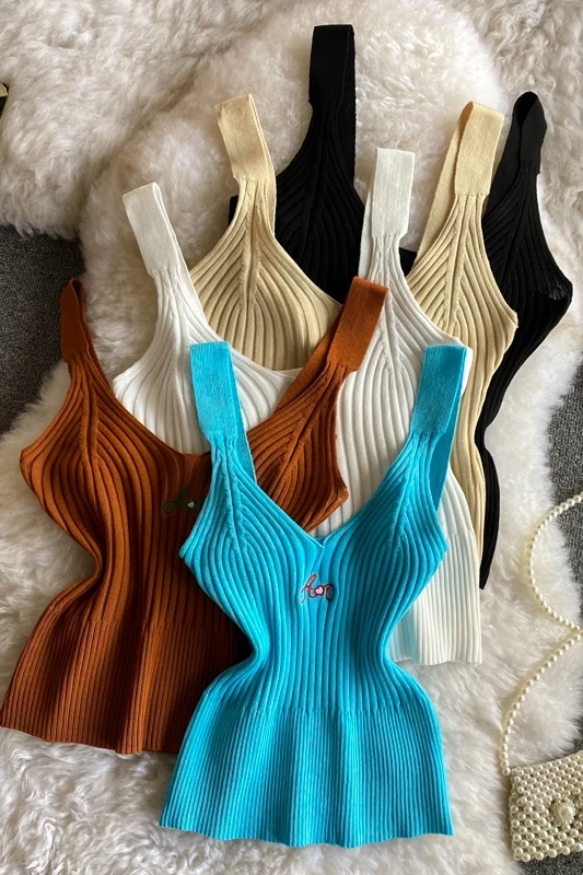 

Women's knitted vest fashion threaded letters ins short section exposed umbilical wear Slim camisole