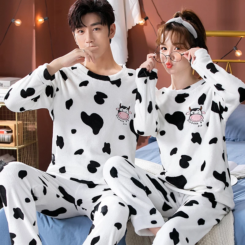 

Пижама фланелевая с длинным рукавом и длинными брюками