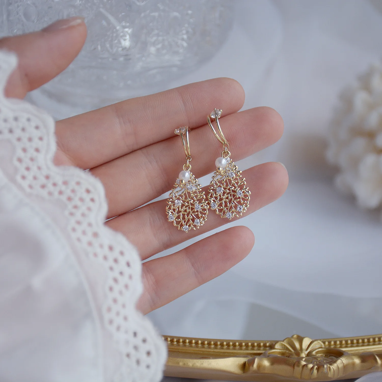 Женские серьги гвоздики с блестящей стороной модные ювелирные изделия простой