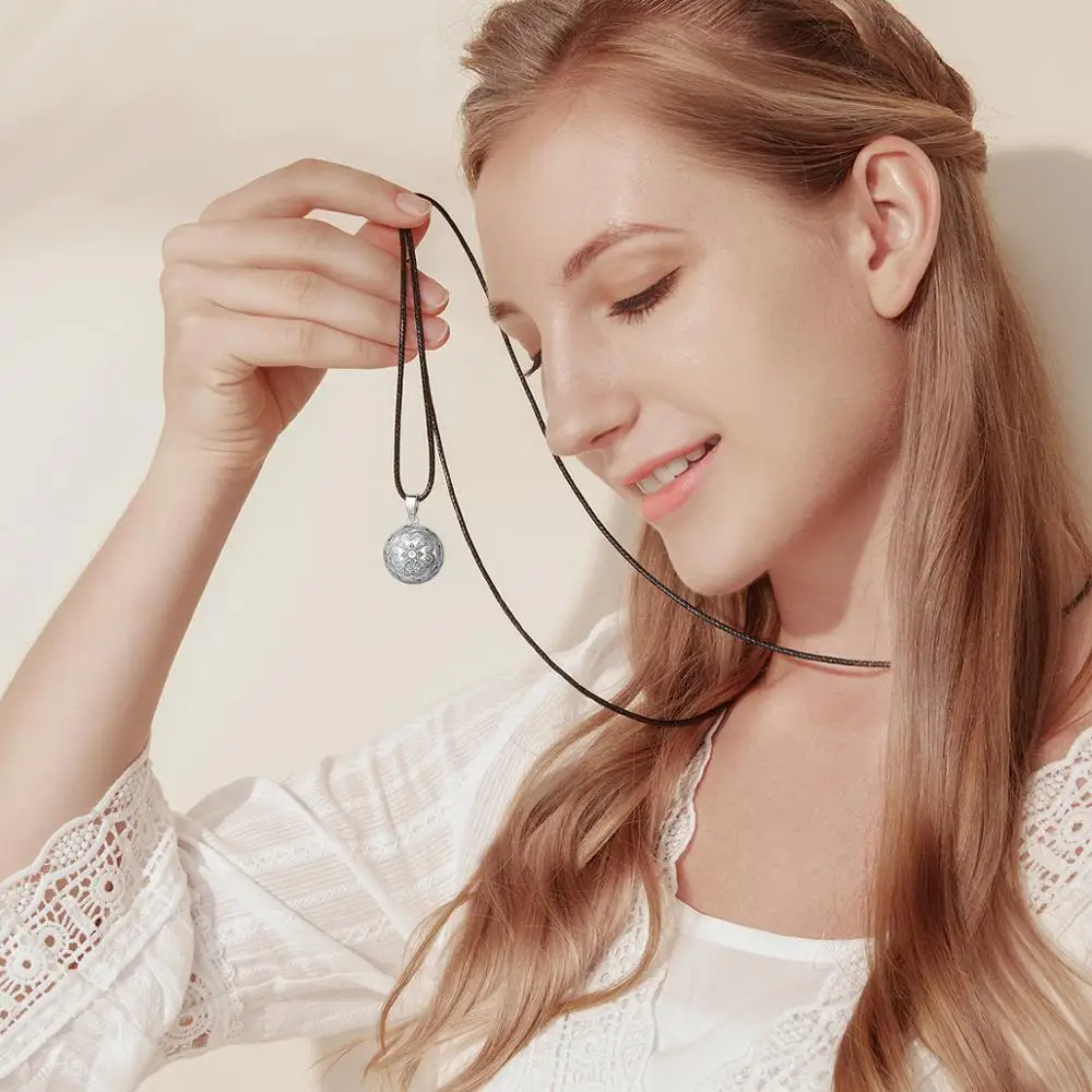 

EUDORA 20mm copper metal Carve Flower Harmony Ball Ringing Chime ball Pendant Necklace Women Jewelry Pregnant Gift N14NB339-Y