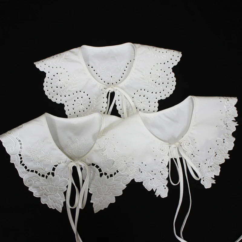 

Women Sweet Faux Collar Flowers Embroidery Triangular Petal Shape False Collar Dress Shirt Ornamental Collar Necklace