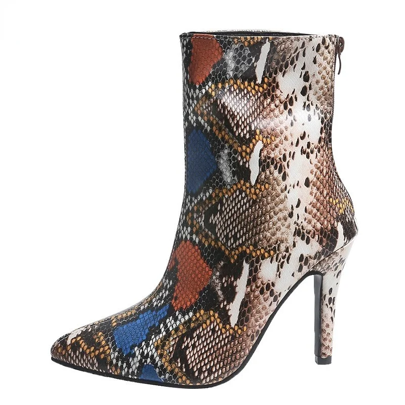 

Женские привлекательные ботинки из змеиной кожи, короткие ботинки на тонком высоком каблуке, многоцветные ботильоны на шпильке с боковой м...