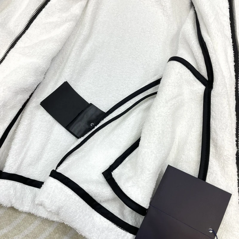 

Big brand autumn fleece loose women's tops hooded jackets 2021New ladies fashion high-quality long-sleeved zipper tops bra XL