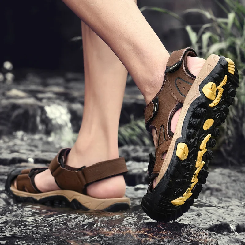 Мужские летние кожаные сандалии baotou пляжная обувь из дышащей кожи с мягкой