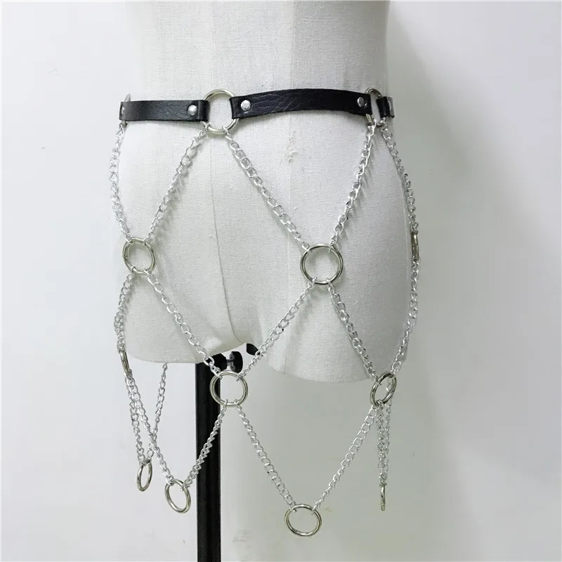 Черного цвета из искусственной кожи мини юбка в готическом стиле ремня через