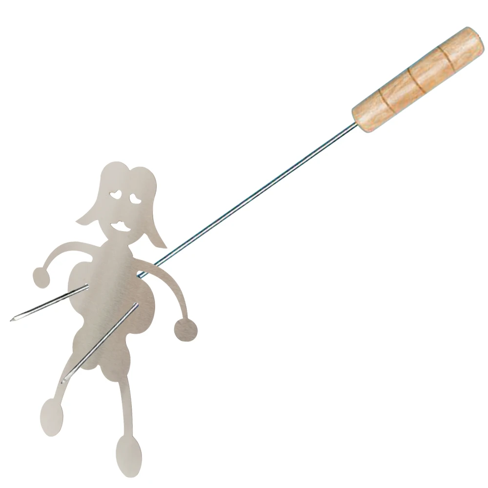 Горячая собака мальчик мужчина и зефир девушка женщина жаровня плита костры