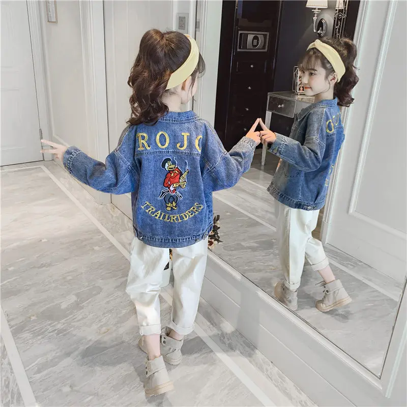 Куртка для маленьких девочек пальто новая модная одежда с цветочной вышивкой на