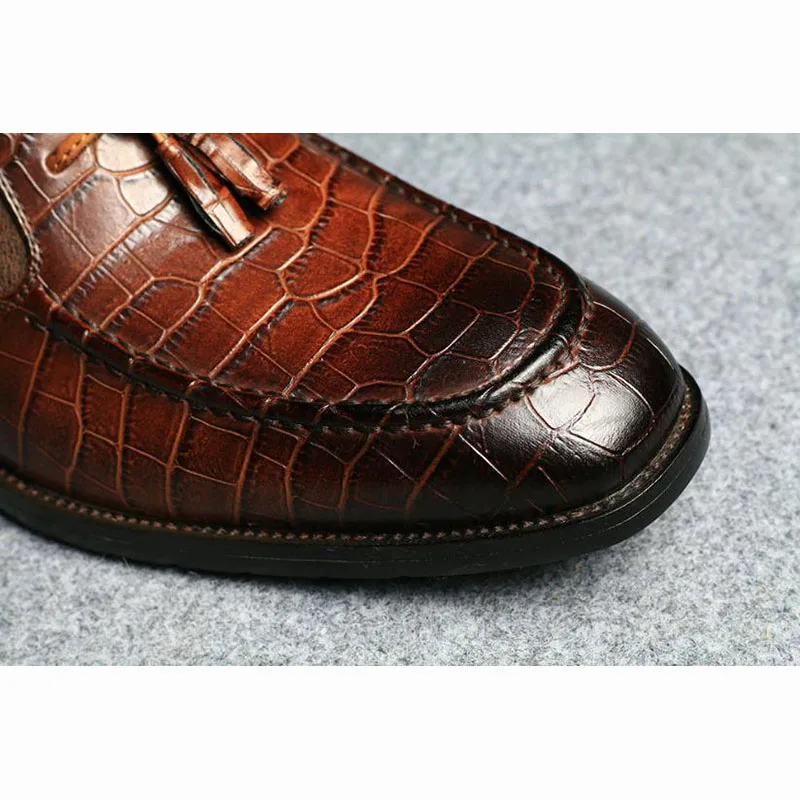 

Man Ankle Boot Fur Winter Warm Crocodile Fringe PU Leather Splicing Male Boots Zipper Low Heel Vintage British Style Mens Boots