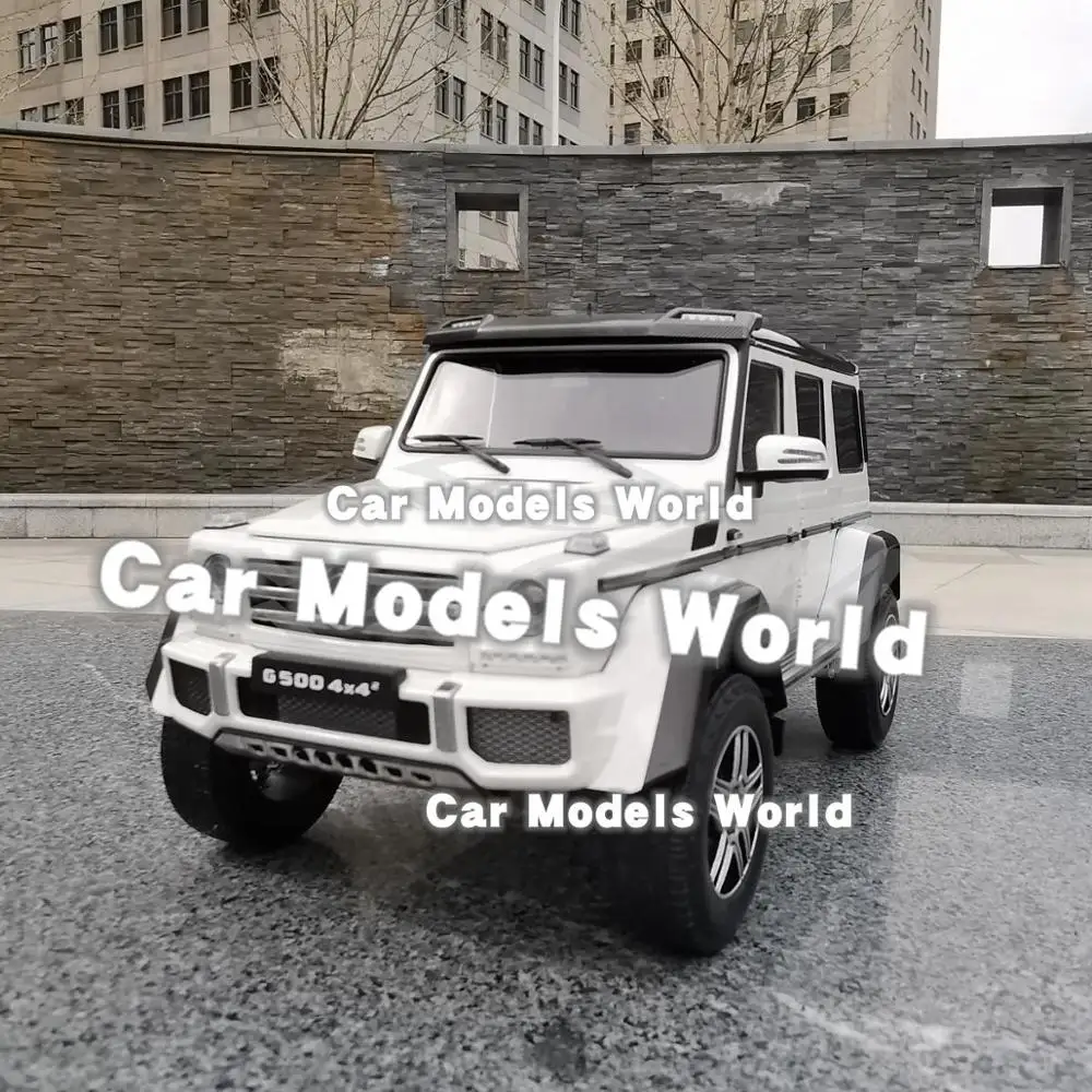Литая под давлением модель автомобиля почти настоящая для G-Class 4x4 (белая) 1:18 +