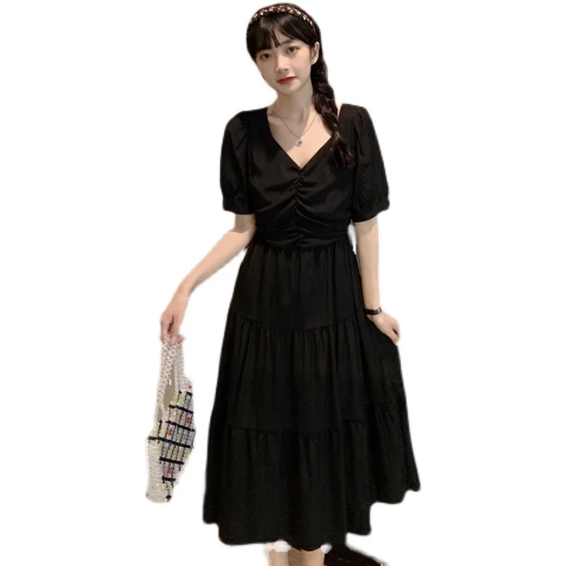 

In the Summer of 2021 New V-neck Pleated Slim-Fit Waist Puff Sleeve Temperament Dress Goddess Temperament White A- line Skirt