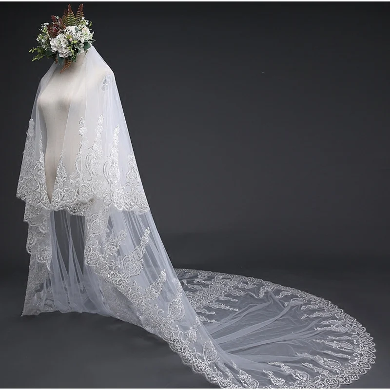 

3m*3m Long Wedding Veil Ivory Tulle with Floral Applique Bridal Veils with Comb