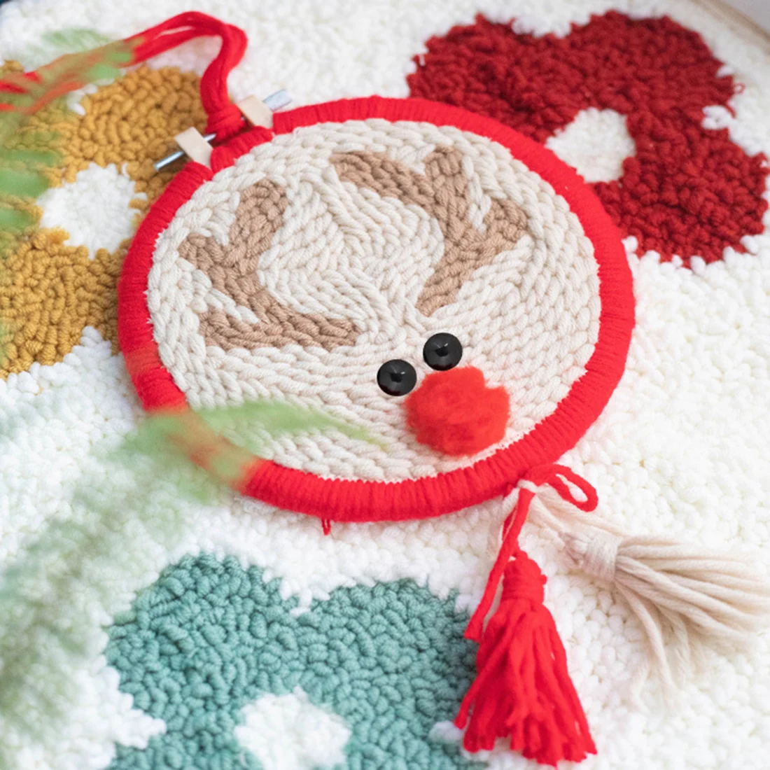 Набор вязаных шерстяных ковриков для рукоделия подарок с шерстяной вышивкой 15 см