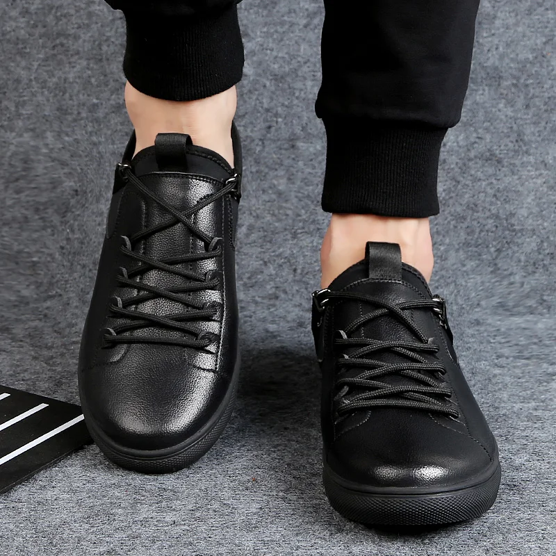 

Men Black White genuine Leather Shoes Men slip on Flats Moccasins Shoes Classic Comfortable breathable Casual Shoes men