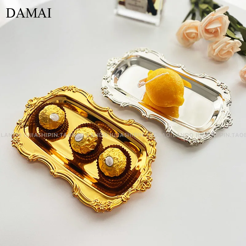 

Nordic Vintage Cake Metal Trays Decorative Plating Relief Craft Dessert Display Plates Family Afternoon Tea Pastry Food Tray