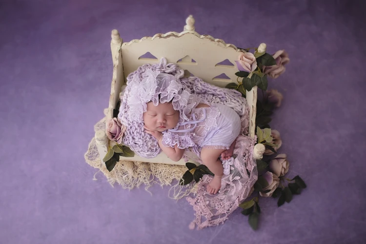 Newborn Baby Crib European-style Baby Crib Photography Prop Infant Shoot Bed Mysterious Theme Shooting Infant Photography Prop