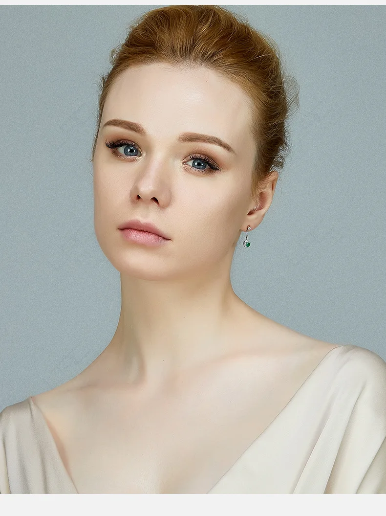 Простая форма сердца с черным ангелом роскошные серьги-подвески зеленым