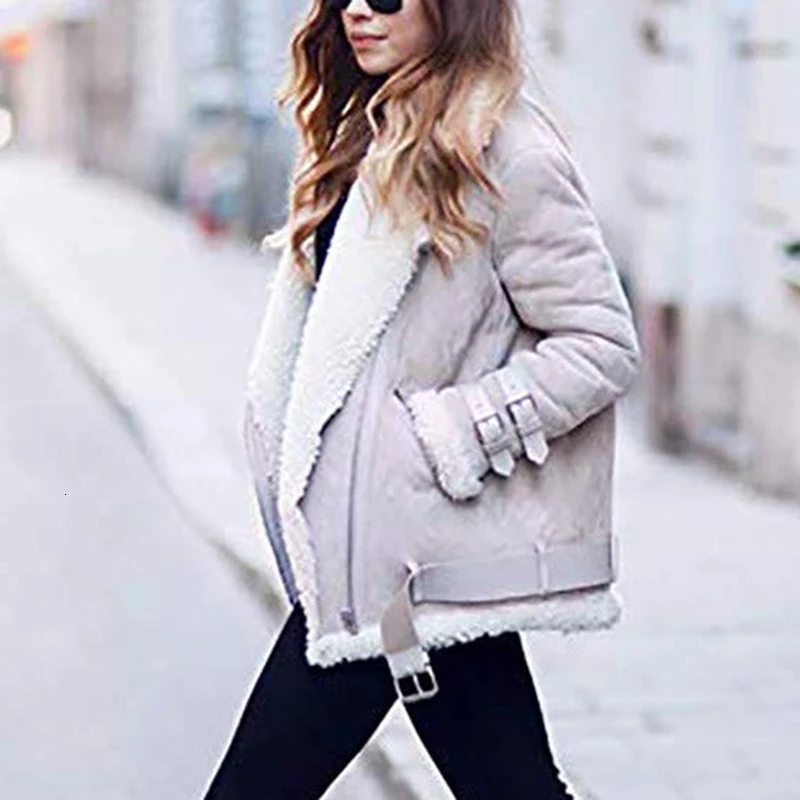 Женское хлопковое пальто TWOTWINSTYLE зимнее в стиле оверсайз с отложным воротником и