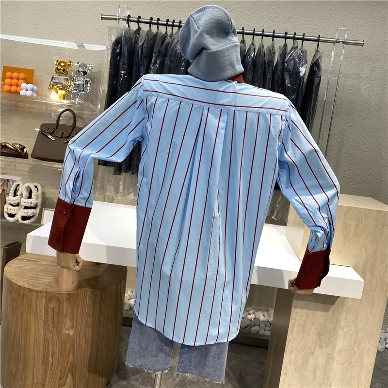 

Niche Design 2021 New Colour Contrast Sleeves Vertical Stripe Shirt Women's Loose Slip Lapel Medium Long Collar Shirt