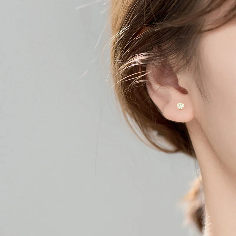 Женские серьги-гвоздики из серебра 925 пробы с фианитами | Украшения и аксессуары