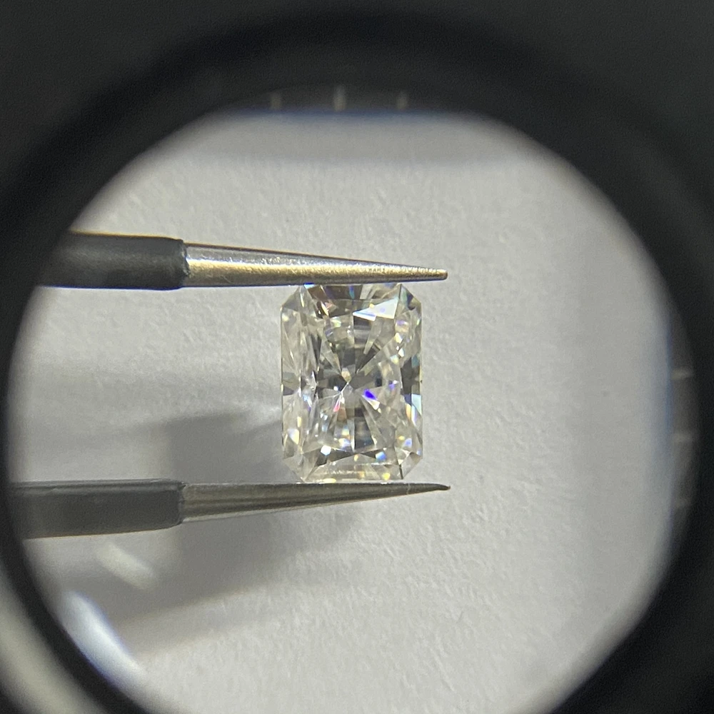 

Meisidian Radiant Cut 10*14MM 10 Carats VVS D Color White Loose Moissanite Diamond Gemstone