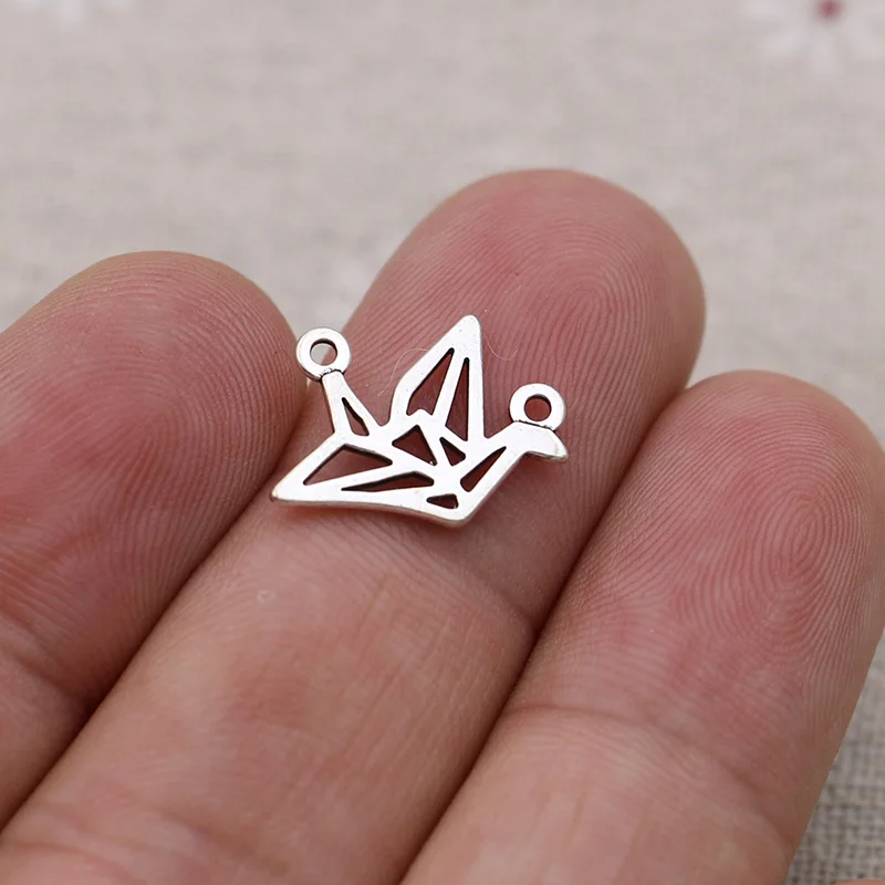 

40pcs Tibetan Silver Plated Dove Birds Charm Connectors for Jewelry Making Bracelet Findings Accessories DIY Craft 17x12mm