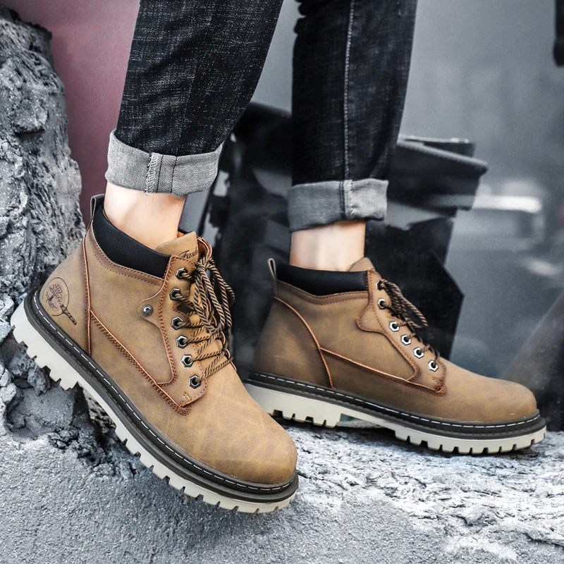 

Leather Men Boots Winter with Fur Chelsea Boots for Men Brown Masculine Boot Retro Male Trekking Boots Big Size Hiking Boot Work