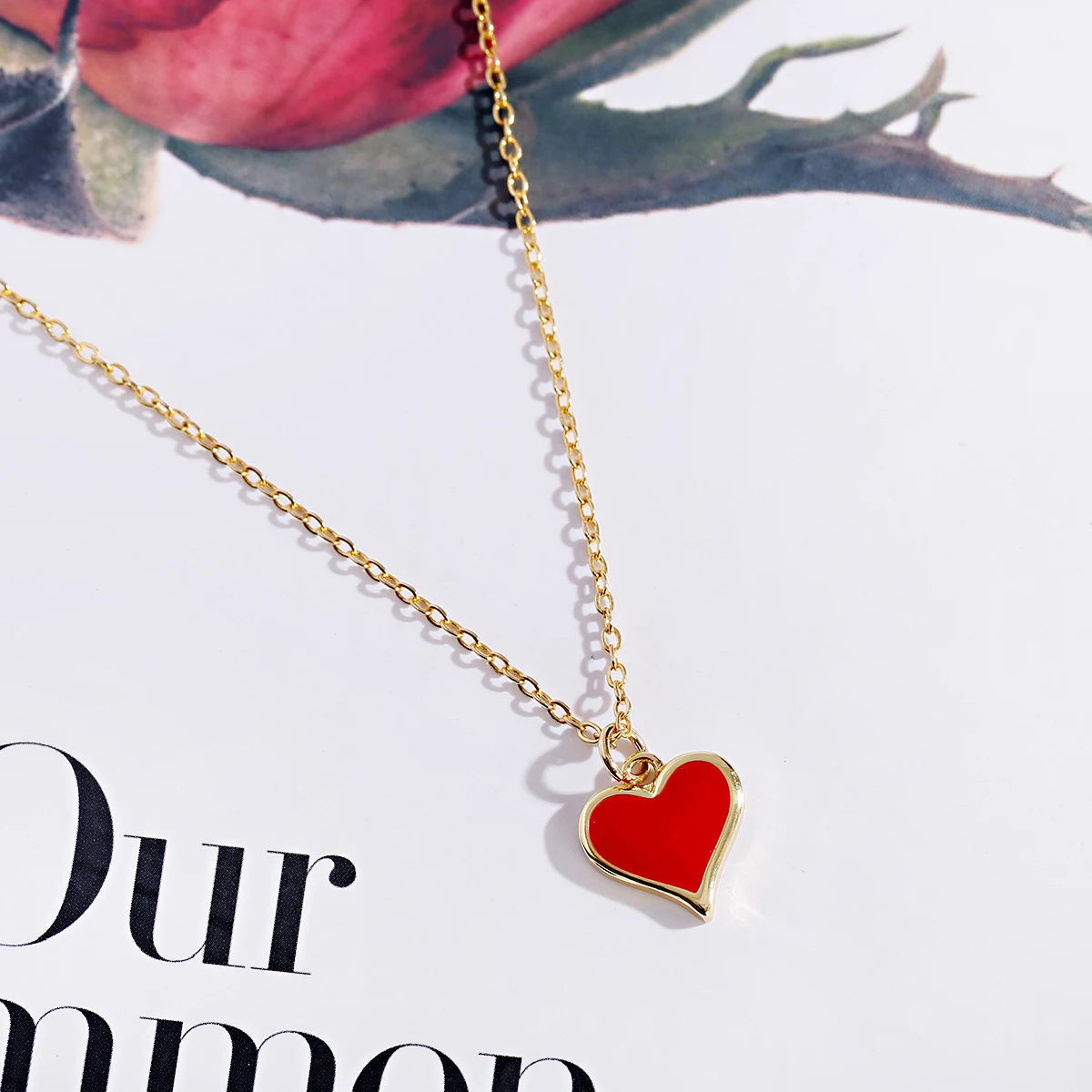 Мода ожерелье Красное сердце золота Длинная цепочка колье Медь Очарование Луна