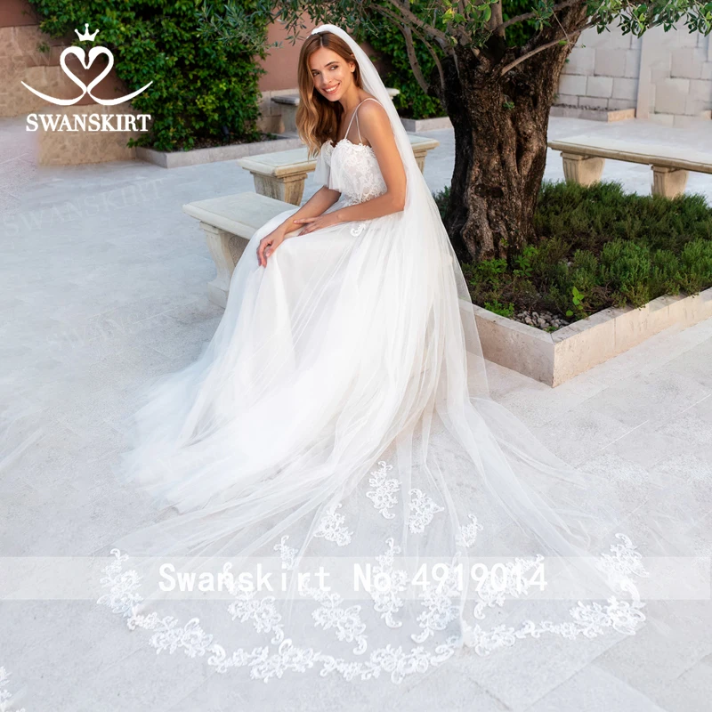 Boho Appliques A-Line Wedding Dress Sweetheart Tulle Backless Court Train Vestido De Novia Princess SwanSarah D114 Bridal Gown | Свадьбы и