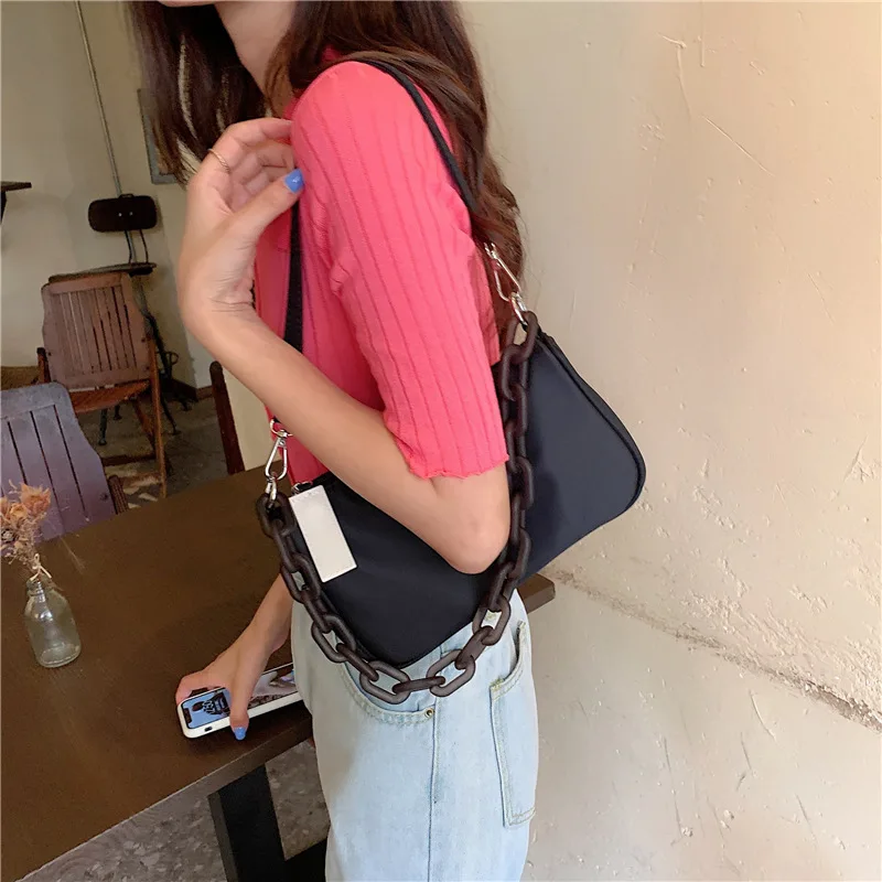 Корейская нишевая дизайнерская сетчатая красная одинаковая сумка Новинка лета