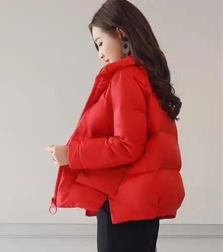 Красный Зимняя куртка женская белая черная манто Femme теплая плотная однотонная короткая стильная хлопчатобумажная с мягкой набивкой парка Женское пальто - Цвет: Красный