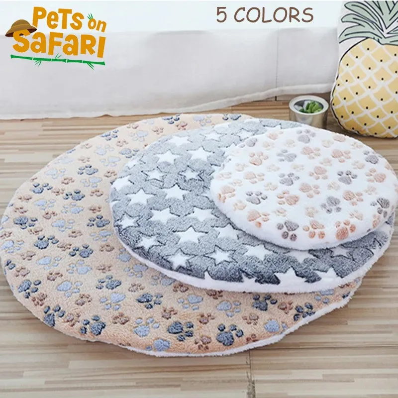 

Warm Soft Pet Dog Mat Coral Fleece Cushion Washable Round Pet Blanket Double-sided Sleeping Beds for Small Medium Puppy Cats