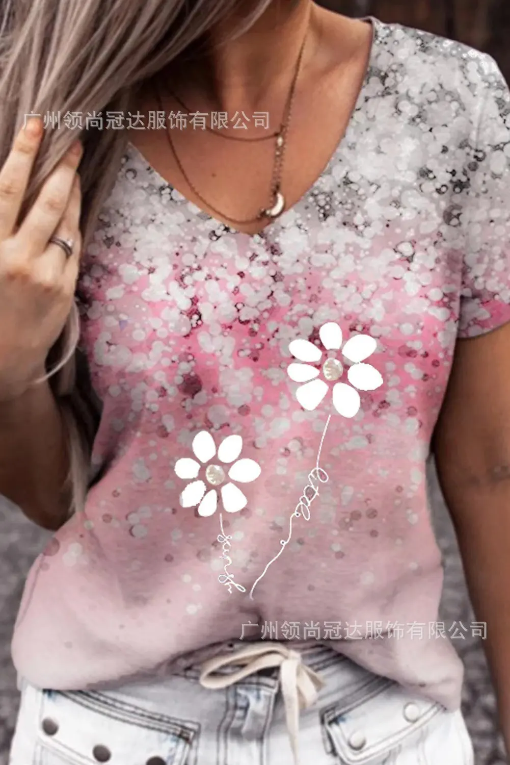 

Summer New Love Daisy Pattern Digital 3D Printing Women T Shirts Casaul Clothes Pullover V Neck Short Sleeve White Ladies Tee