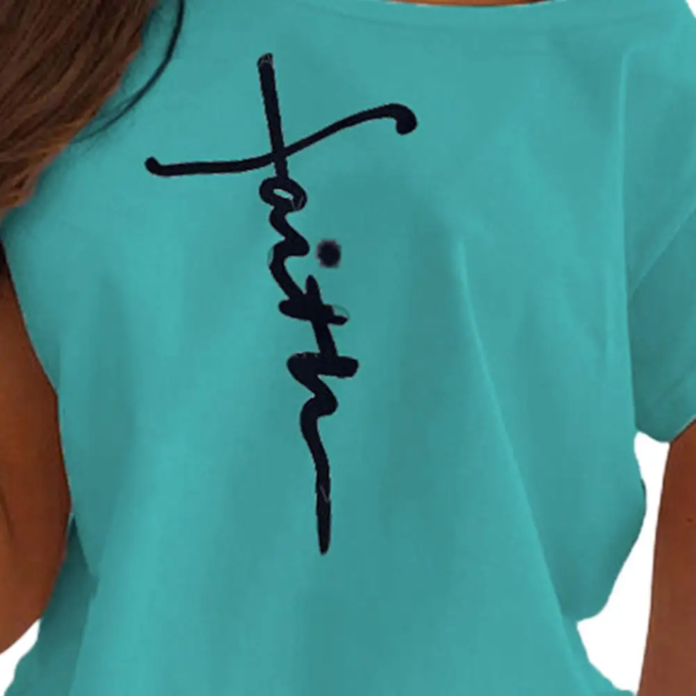 Женская футболка с открытыми плечами буквенным принтом свободная коротким