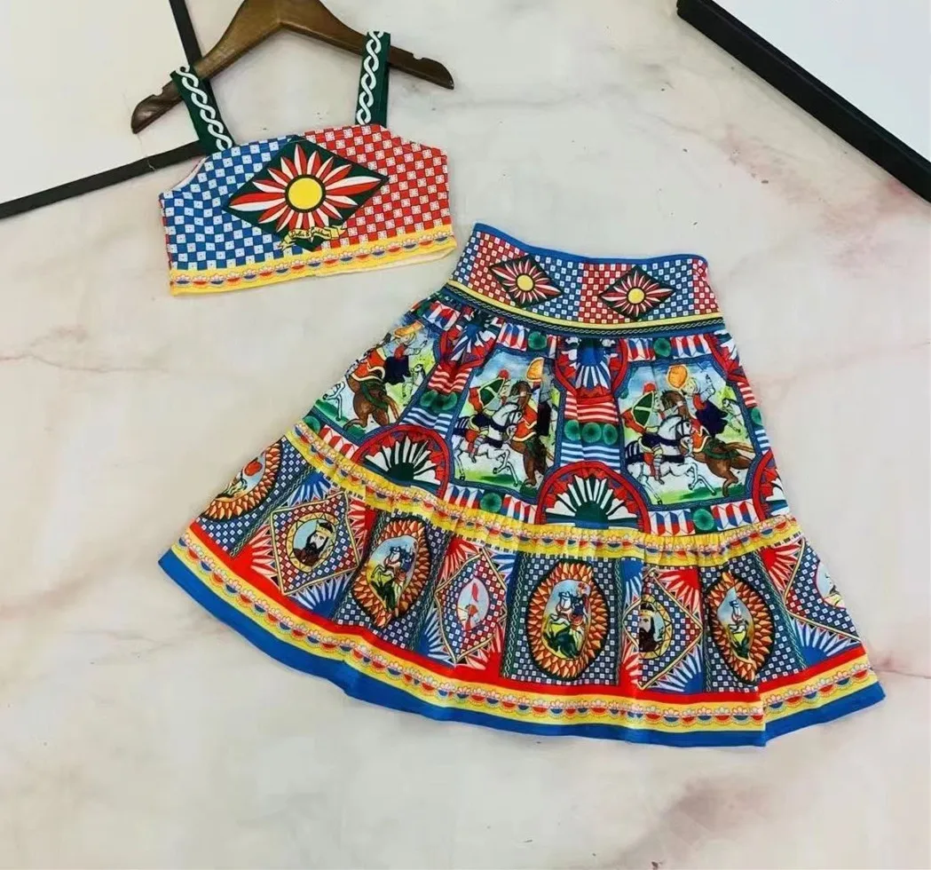 

free shipping Designer girls' set sleeveless summer 2022 flower high quality two piece set children's tshirt+shirt child