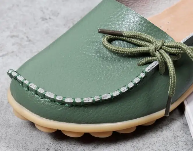 Женские мокасины из натуральной кожи на плоской подошве с бантиком-бабочкой |