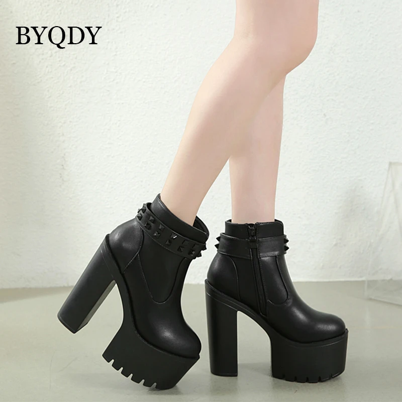 BYQDY/женские полусапожки на не сужающемся книзу массивном каблуке в стиле панк