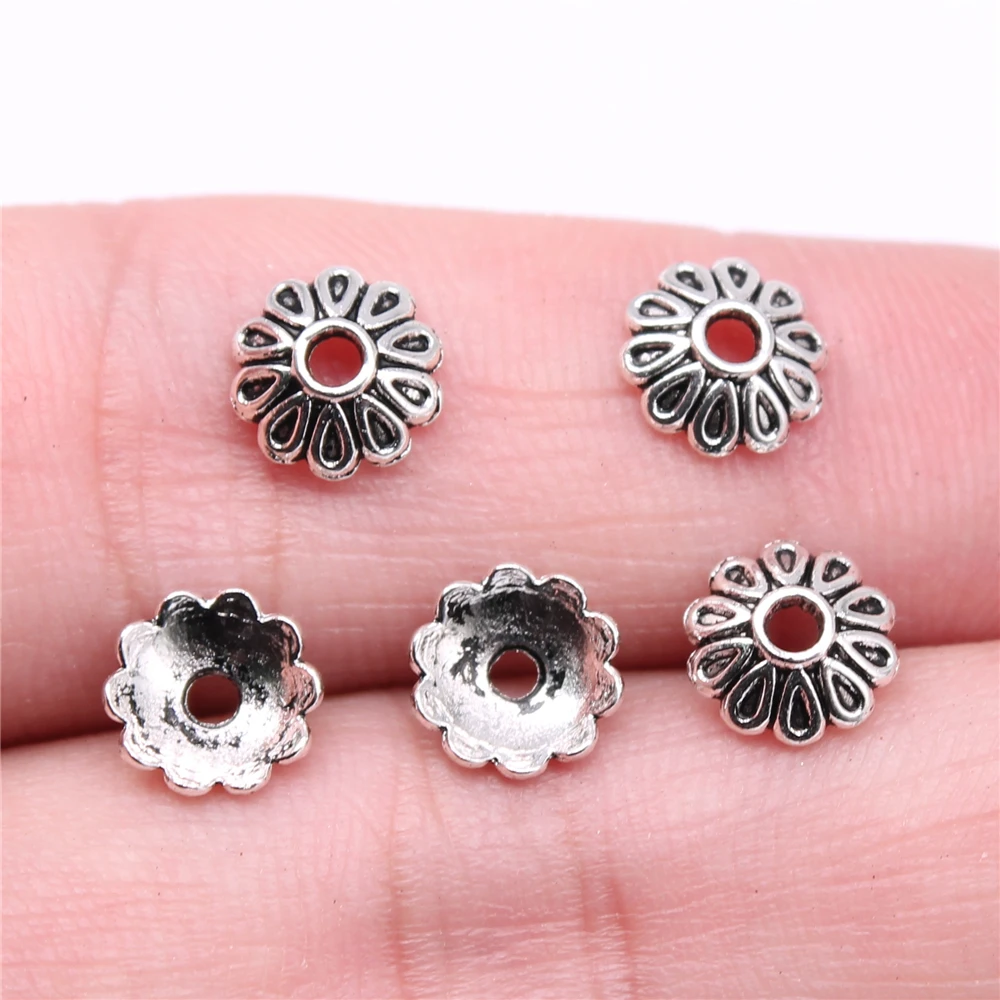 

WYSIWYG 50pcs Charms 8x8x3mm Bead Caps For Jewelry Making DIY Jewelry Findings Antique Silver Color Alloy Charms Pendant