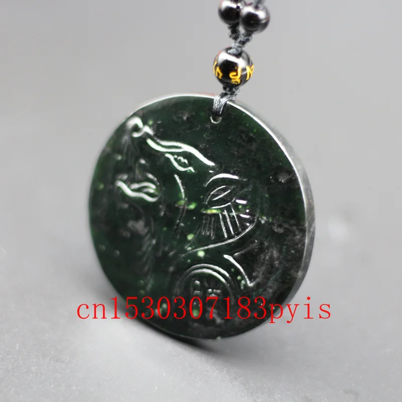 Ожерелье из натурального черного и зеленого нефрита с подвеской в виде волка