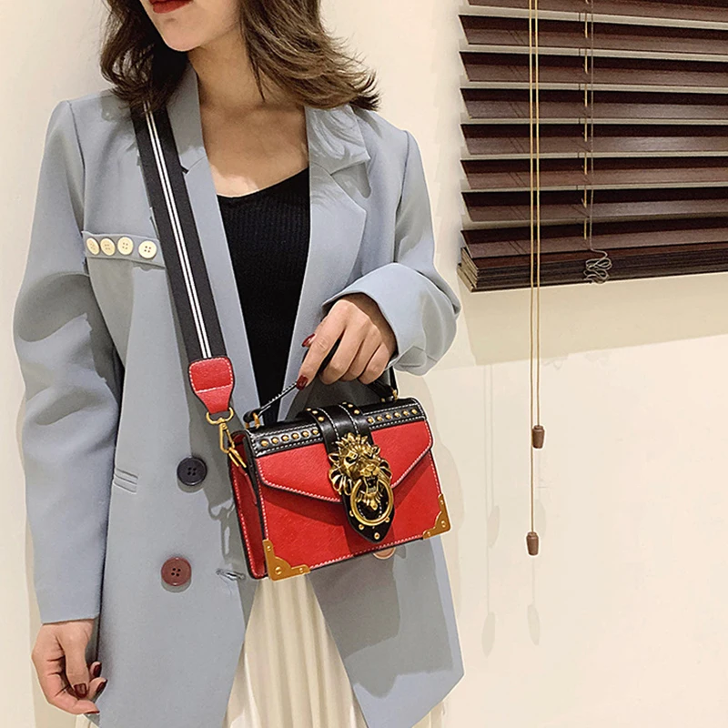 

Golden Lion Lock Handbag for Women Vintage Animal Fashion Shoulder Bag Retro Designer Luxury Crossbody Sling Bags Square Clutch