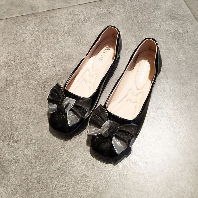 

Spring and Summer Shallow Square Toe Soft Sole Soybean Shoes Korean Version Comfortable Work Shoes Go with Grandma Shoes