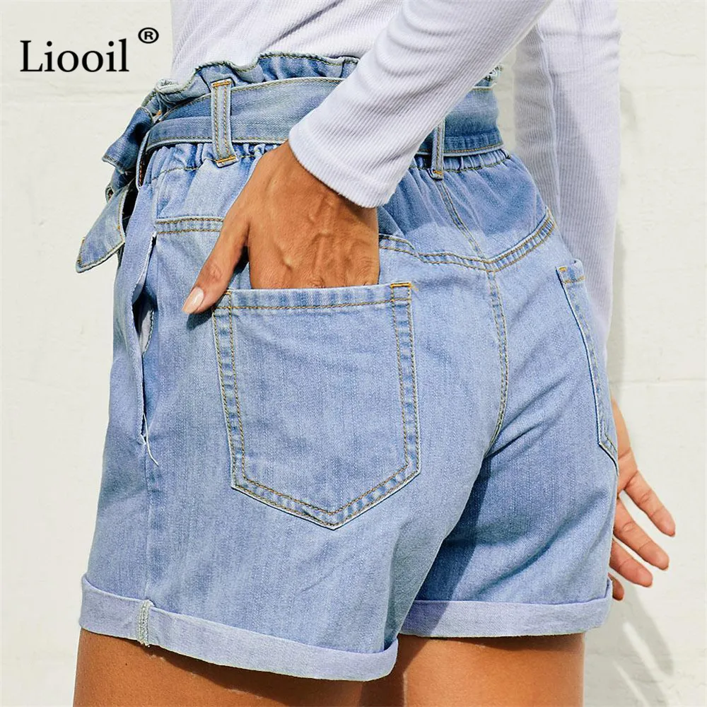 

Liooil Light Blue Jean Shorts With Pockets Belts Women Rave Clothes 2021 Summer Streetwear Elastic High Waist Sexy Denim Shorts