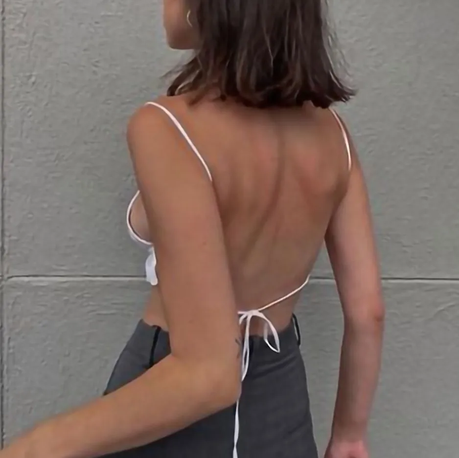 

OMCHION Backless Sexy Camis 2021 Summer New Lace Up Fold Chest Wrapped Sweater Vest Casual Beach Knit Super Short Tops BN83